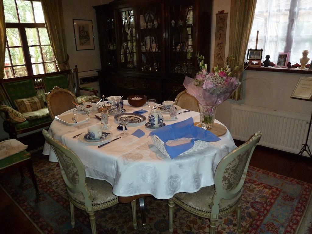 B&B 'T Nieuw Lijsternest Wezembeek-Oppem 객실 사진